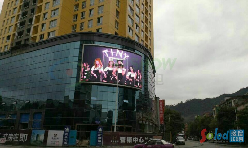 �D���R�չ�늽�ɳ�F��ĳ���خa(ch��n)P10���Α���ȫ��LED���(xi��ng)Ŀ