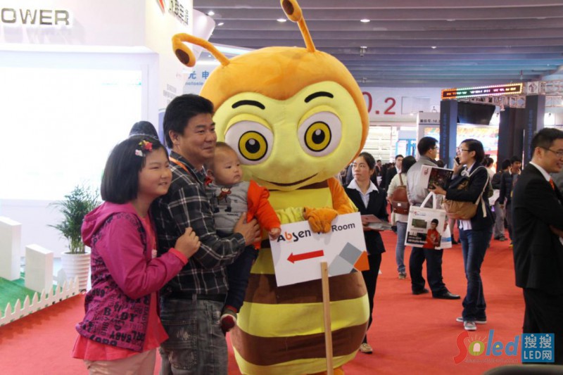 ���ȇ}�İ���ɭС�۷�