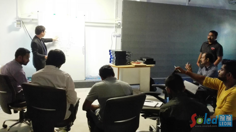 Ψ�WҕӍ��RD LED���̎���Ӗ�F(xi��n)��