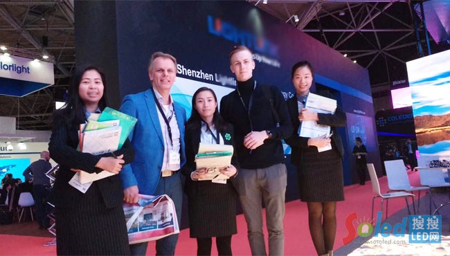 ���mISEչ��(hu��)�F(xi��n)��(ch��ng)�����N(xi��o)�ۘI(y��)��(w��)�ˆT�Ϳ͑�(h��)��Ӱ